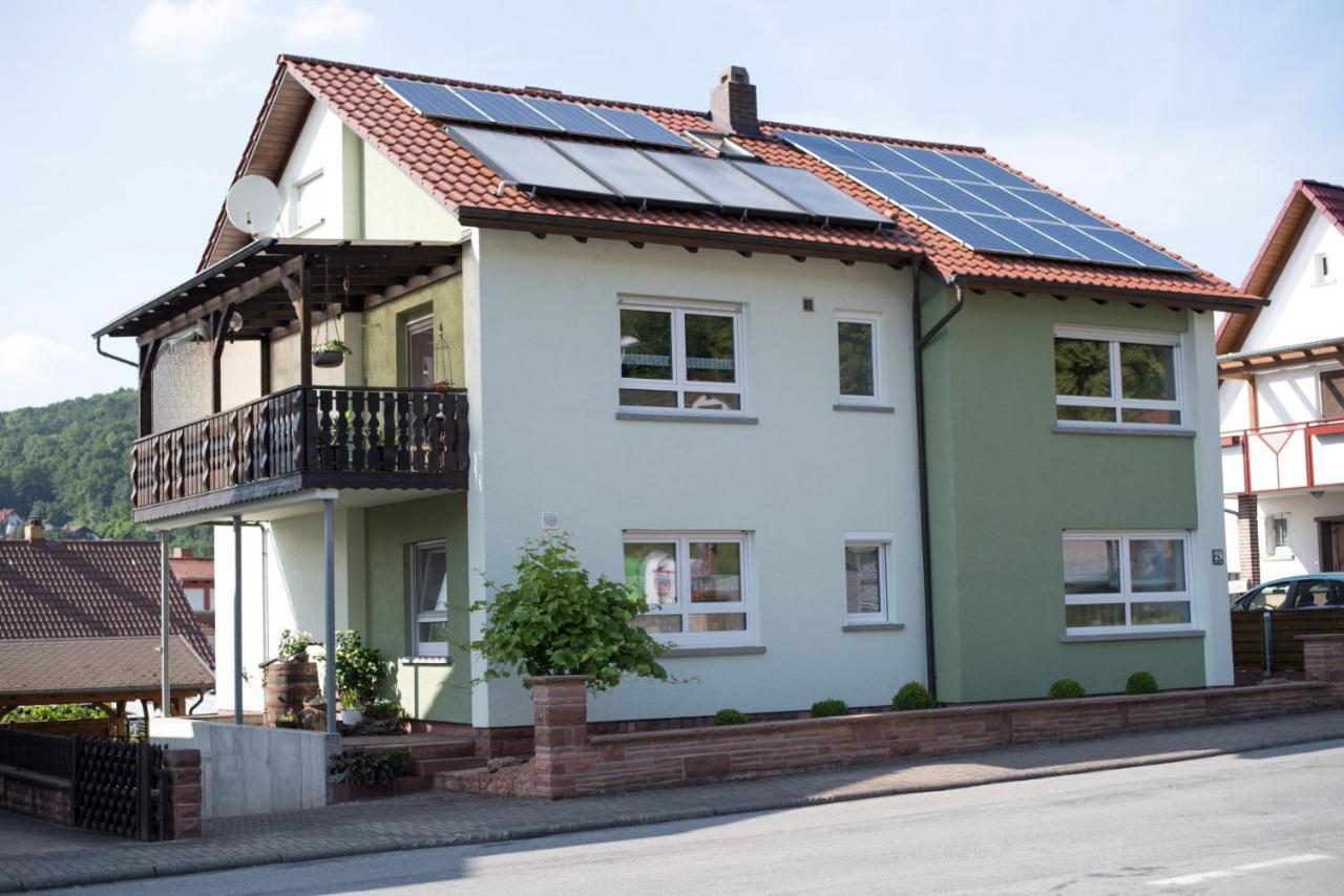 Muench Mit Balkon Appartement Großheubach